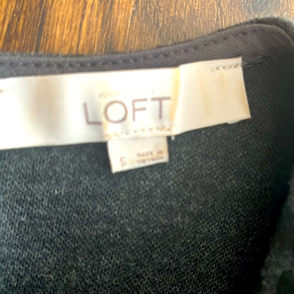 LOFT Leopard Print Gray & Black Dress with back zipper - size Small - Picture 3 of 6